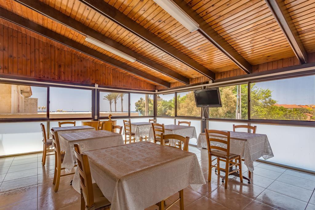 Amigo Hotel On The Beach ナハリヤ エクステリア 写真