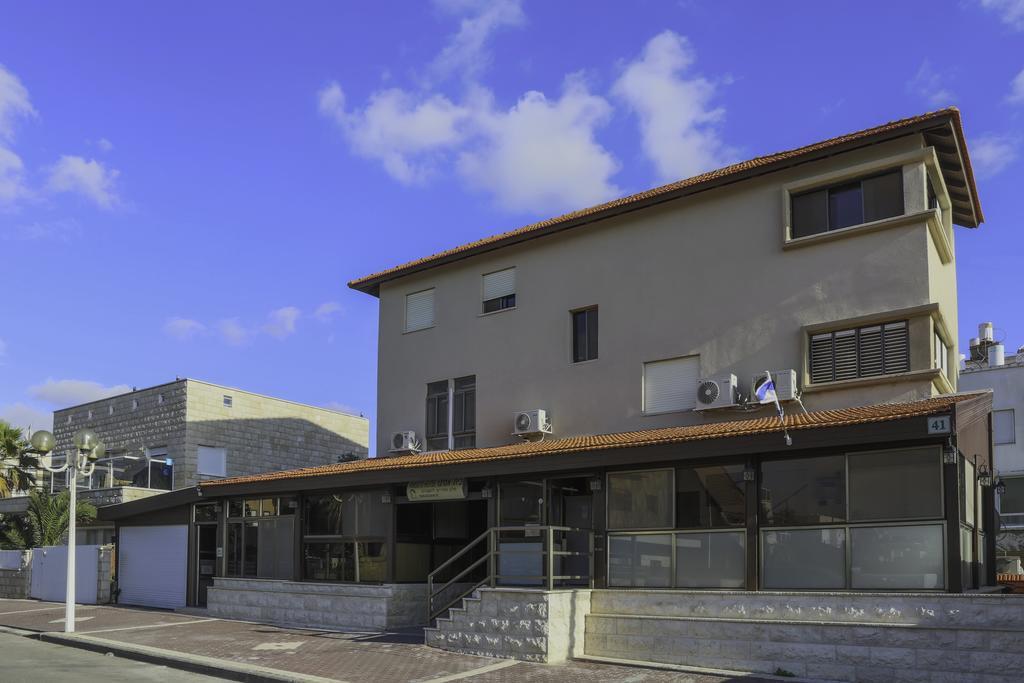 Amigo Hotel On The Beach ナハリヤ エクステリア 写真